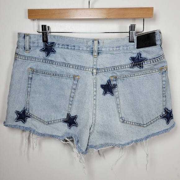 Rails Logan Star Denim Shorts Size 30 Medium Wash Button Fly 100% Cotton - Picture 9 of 12